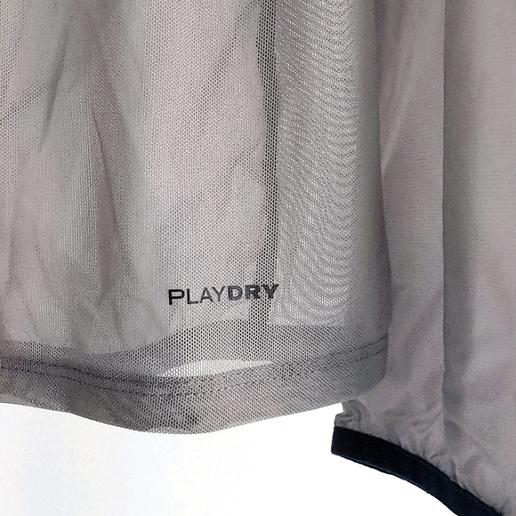 🚫DONATED🚫 Reebok Playdry Grey Lightweight Training Jacket with Hood - Picture 6 of 7